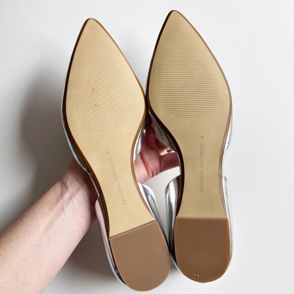 NWT Banana Republic Metallic Silver D'Orsay Pointed Toe Flats Size 8 - Picture 8 of 8
